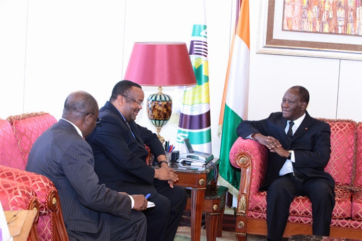 Audiences du chef de l’Etat: Alassane Ouattara a reçu Bashir Ifo, le Président de la Banque d’Investissement et de Développement de la Cedeao(Bidc)